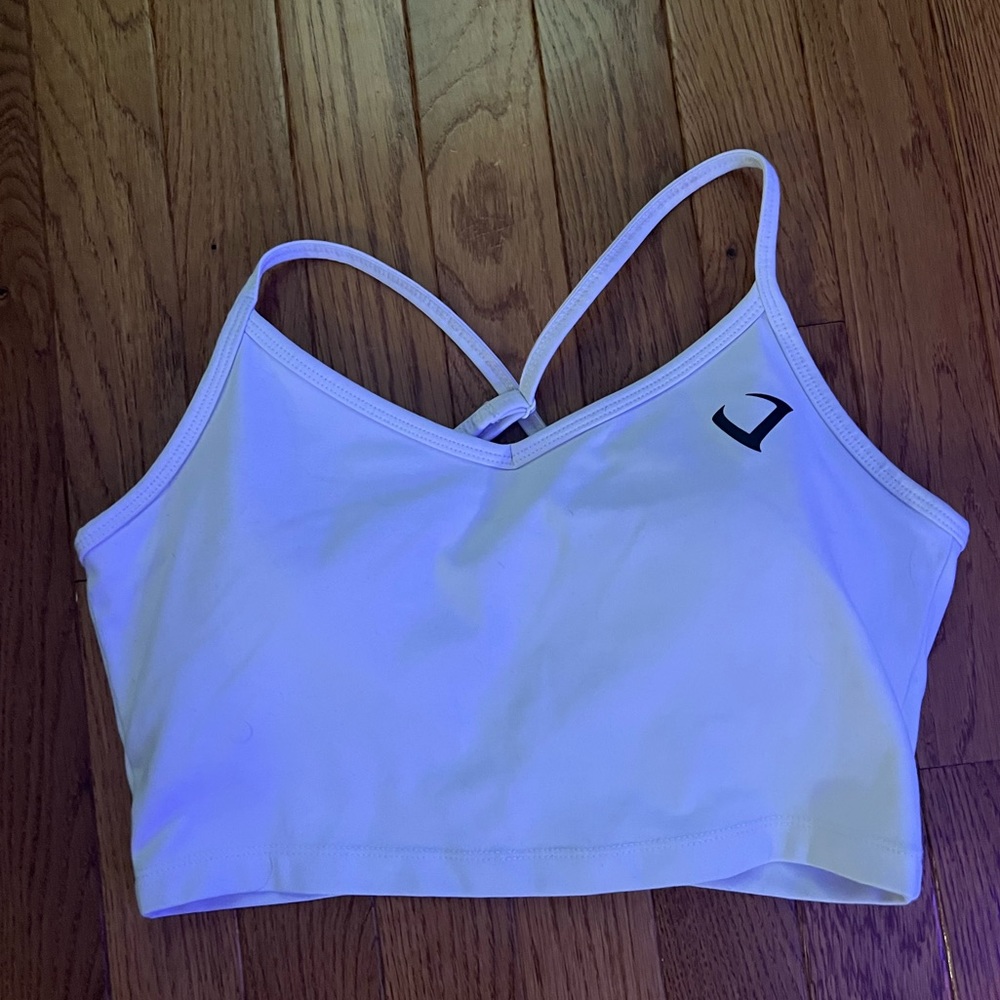 Elevate white crop - violate the Dresscode